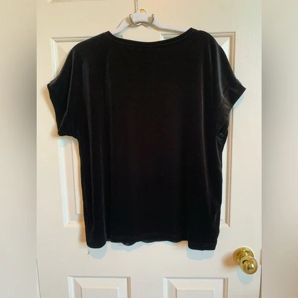 Sanctuary velvet stretchy T-shirt. EUC, black, size XL. - Picture 3 of 4